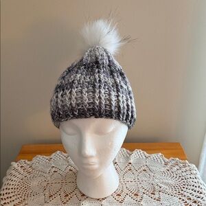 Marled Gray Knit Beanie with White Faux Fur Pom